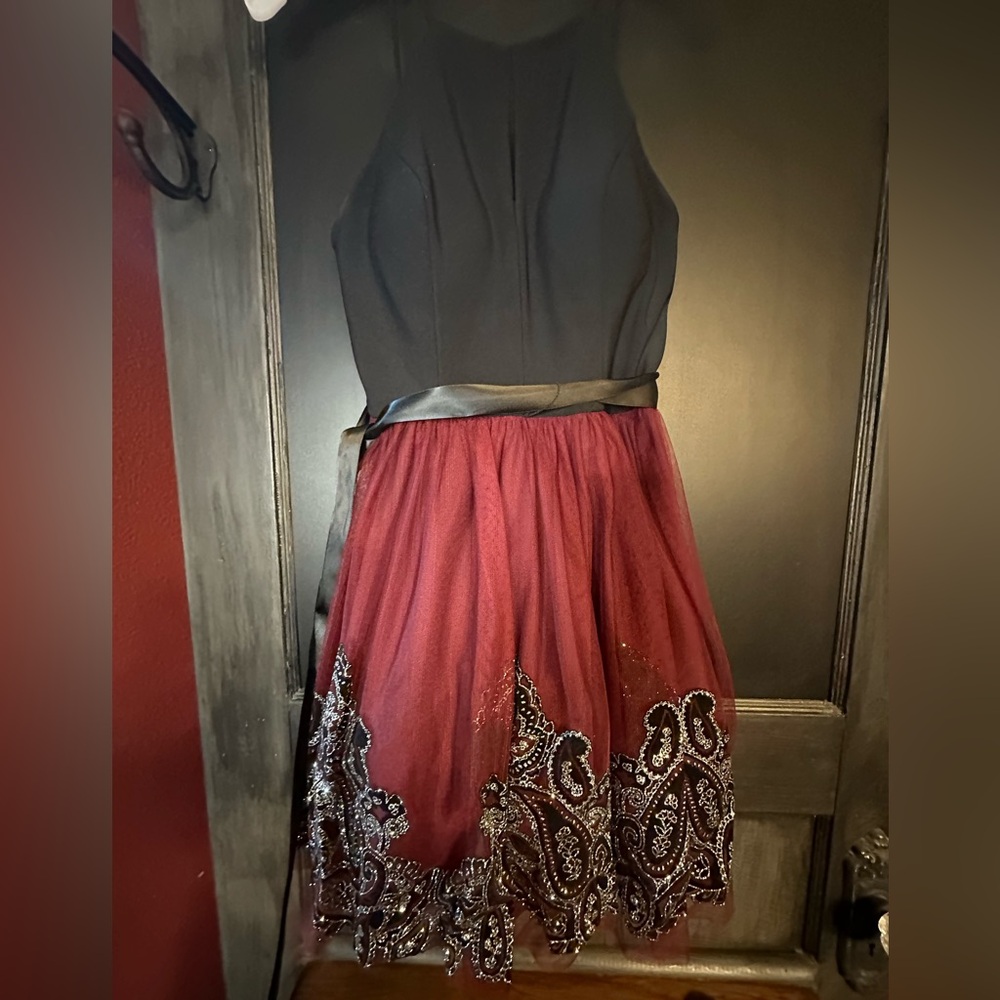 Blondie Nites Halter Gown Dress, Size 7